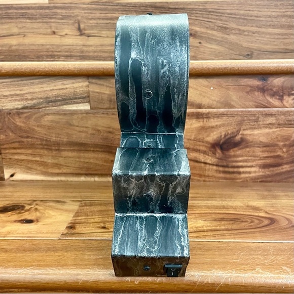 Studio Decor Light Up Metal Ampersand “&” Sign Gray Free Standing Wall Hanging - Picture 6 of 16